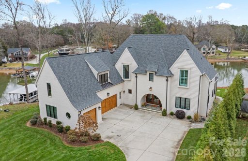 166 Hazelton Loop