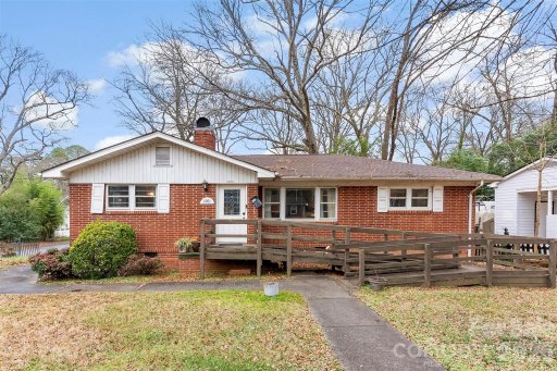 1001 Crestmere Street
