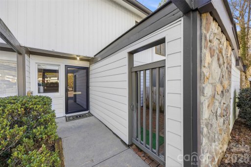 3617 Maple Glen Lane