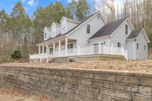 402 Sweetbriar Road