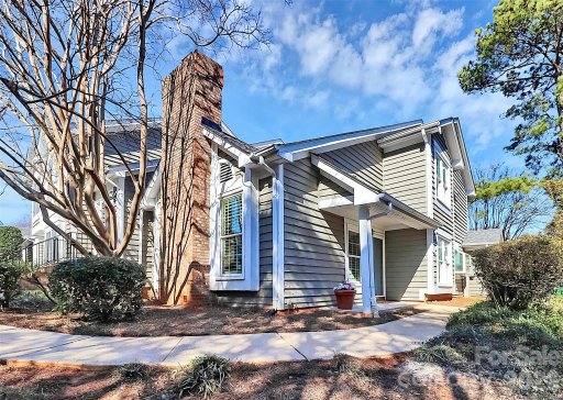 8233 Tradd Court