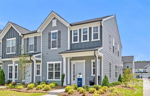 2102 Cobble Court