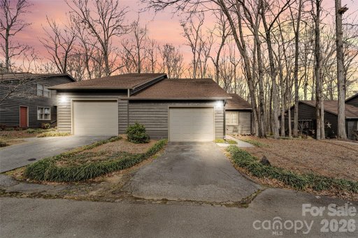 832 Bridgewood Drive