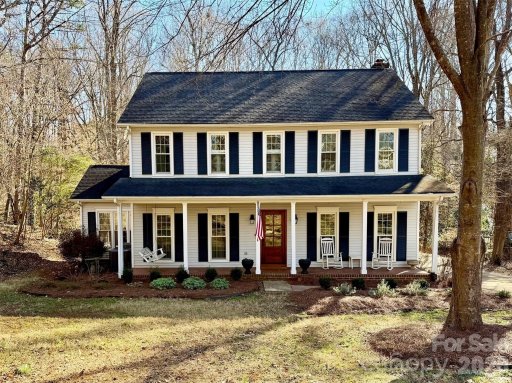 1049 Peachtree Lane