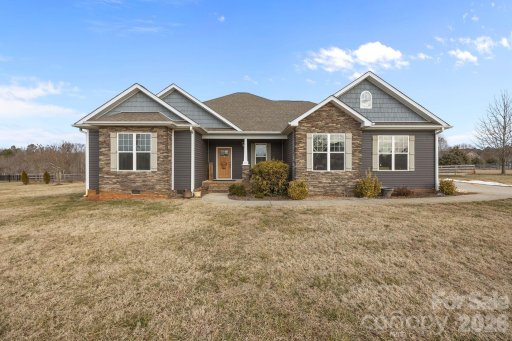 1589 Paddock Circle