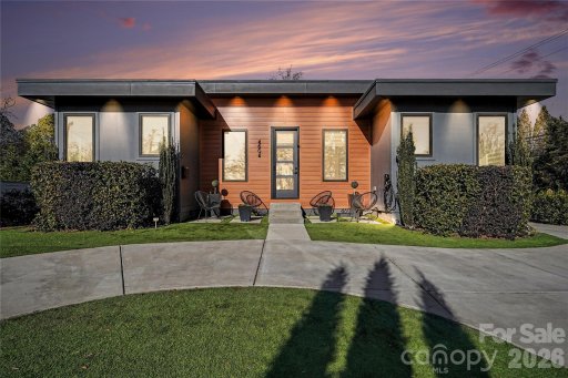 4604 Emory Lane
