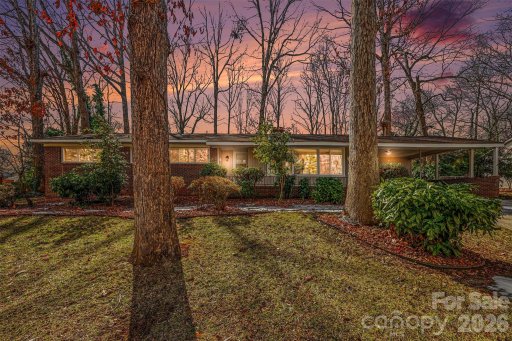 2701 Thomas Trail