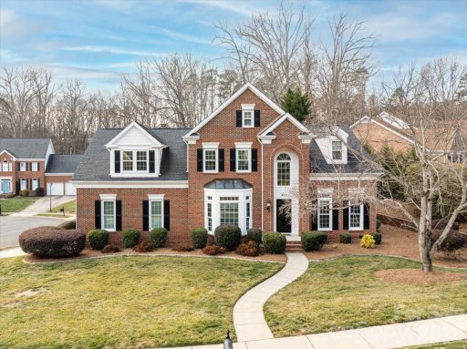 425 Clairview Lane