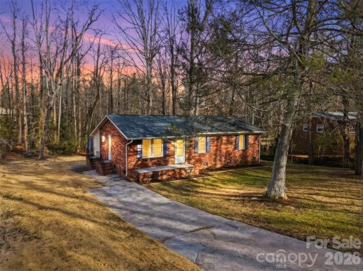 1437 Oak Hill Drive