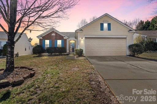 1528 Oakdale Green Drive