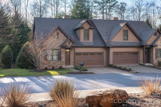 28 Meadow Village Lane