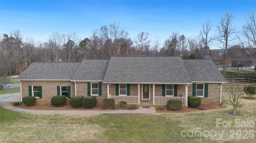 1808 Cameron Heights Circle
