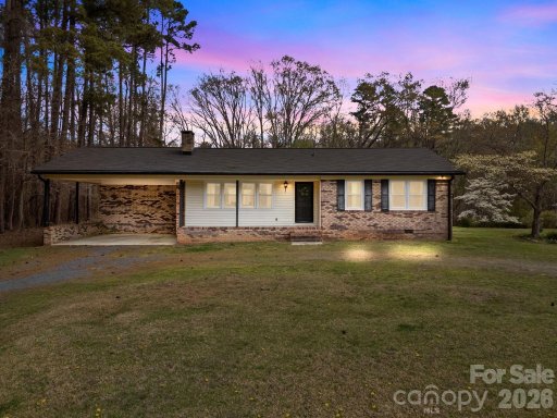 9698 Pine Tree Road