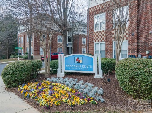 921 Northeast Drive