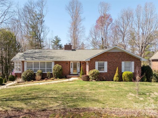 71 W Fairway Drive