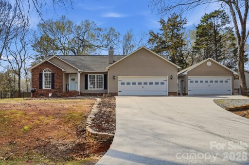 3704 Dakeita Circle