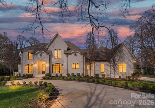 2043 Sharon Lane