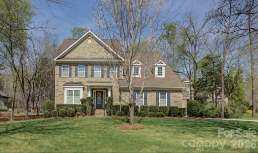 11521 Egrets Point Drive