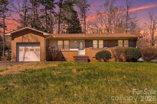 411 Brentwood Circle