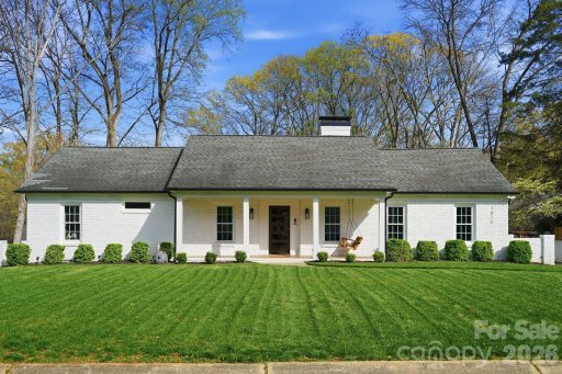 1016 Regency Drive