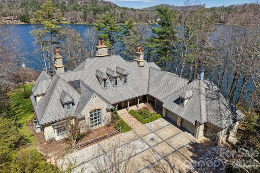 Lake Toxaway Estates