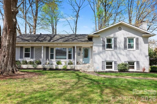 2233 Stonewood Drive
