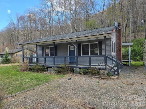 17 Forest Drive