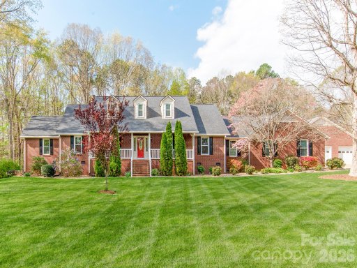 170 Dove Lane