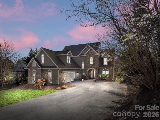 636 Vista Falls Road