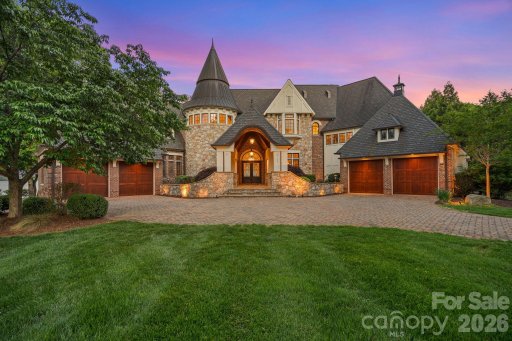 109 Conway Court, Mooresville