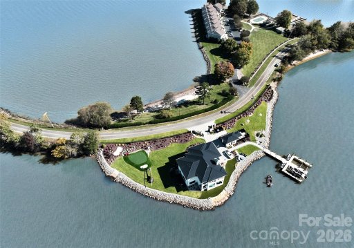 4835 Kiser Island Road, Terrell