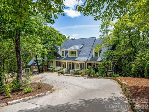 251 Toxaway Court, Lake Toxaway