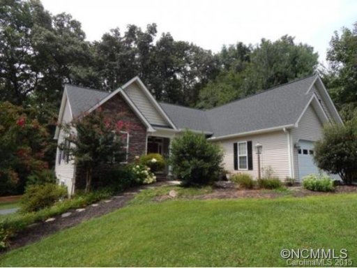 200 Classic Oaks Circle