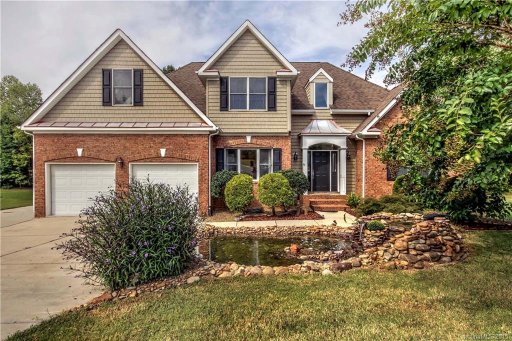 105 Blue Grass Circle