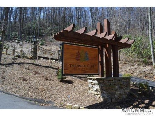 Lot 27 Finlay Stone Trace