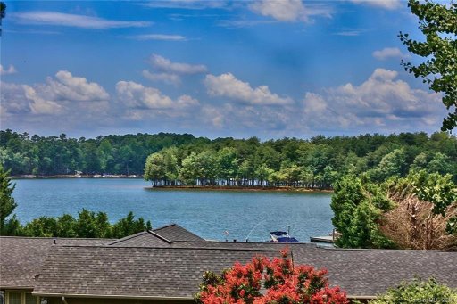 558 Isle Of Pines Road