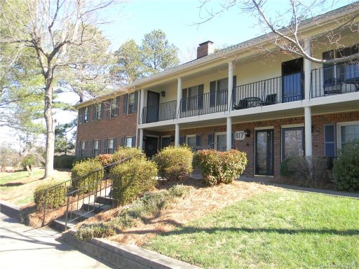 817 Jamestown Drive 2