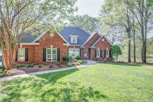 8424 Catawba Cove Drive