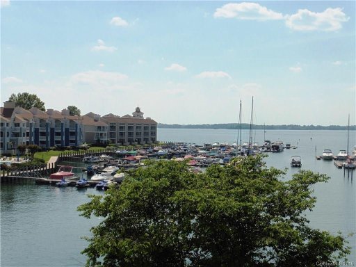 18877 Vineyard Point Lane