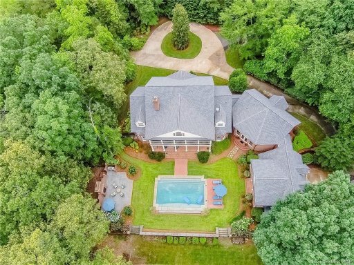 312 Old Hickory Court