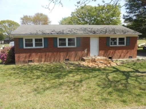 308 Briarwood Circle