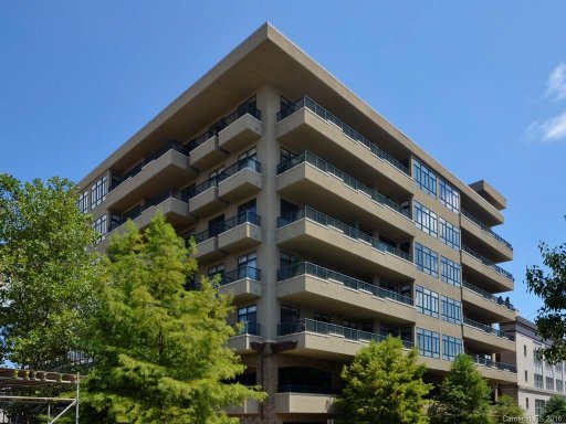 21 Battery Park Avenue 305