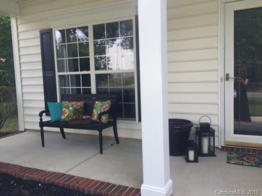 8671 Brook Glen Lane