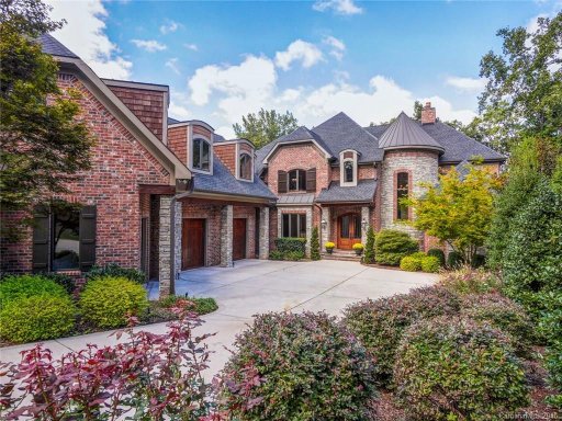 20337 Enclave Oaks Court