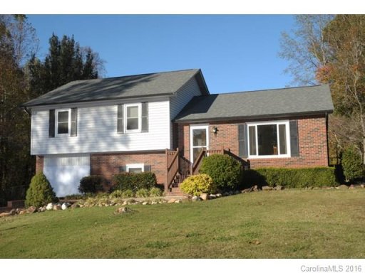 712 Azalea Lane