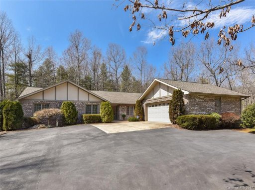 9 Shadow Brook Drive