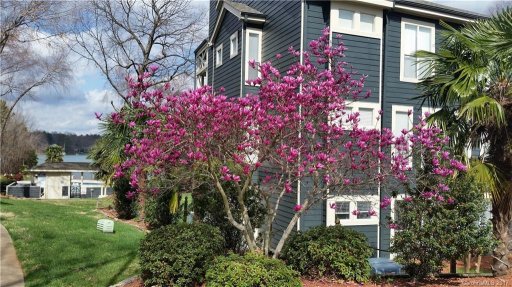 2135 Regatta Lane 303