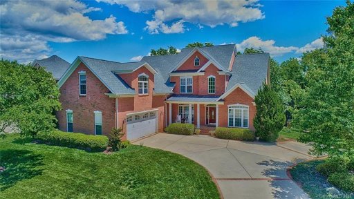 310 Chancelot Lane