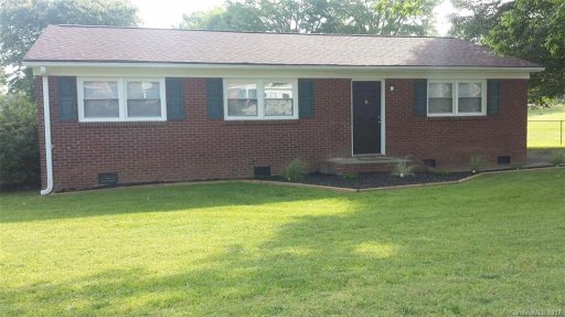 308 Briarwood Circle