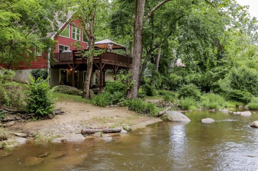 84 Lake Lure Highway